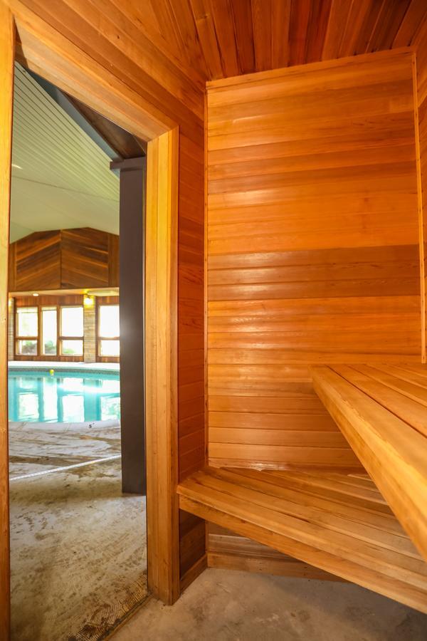 The Lodge At Beaver Lake Bed And Breakfast Rogers Buitenkant foto