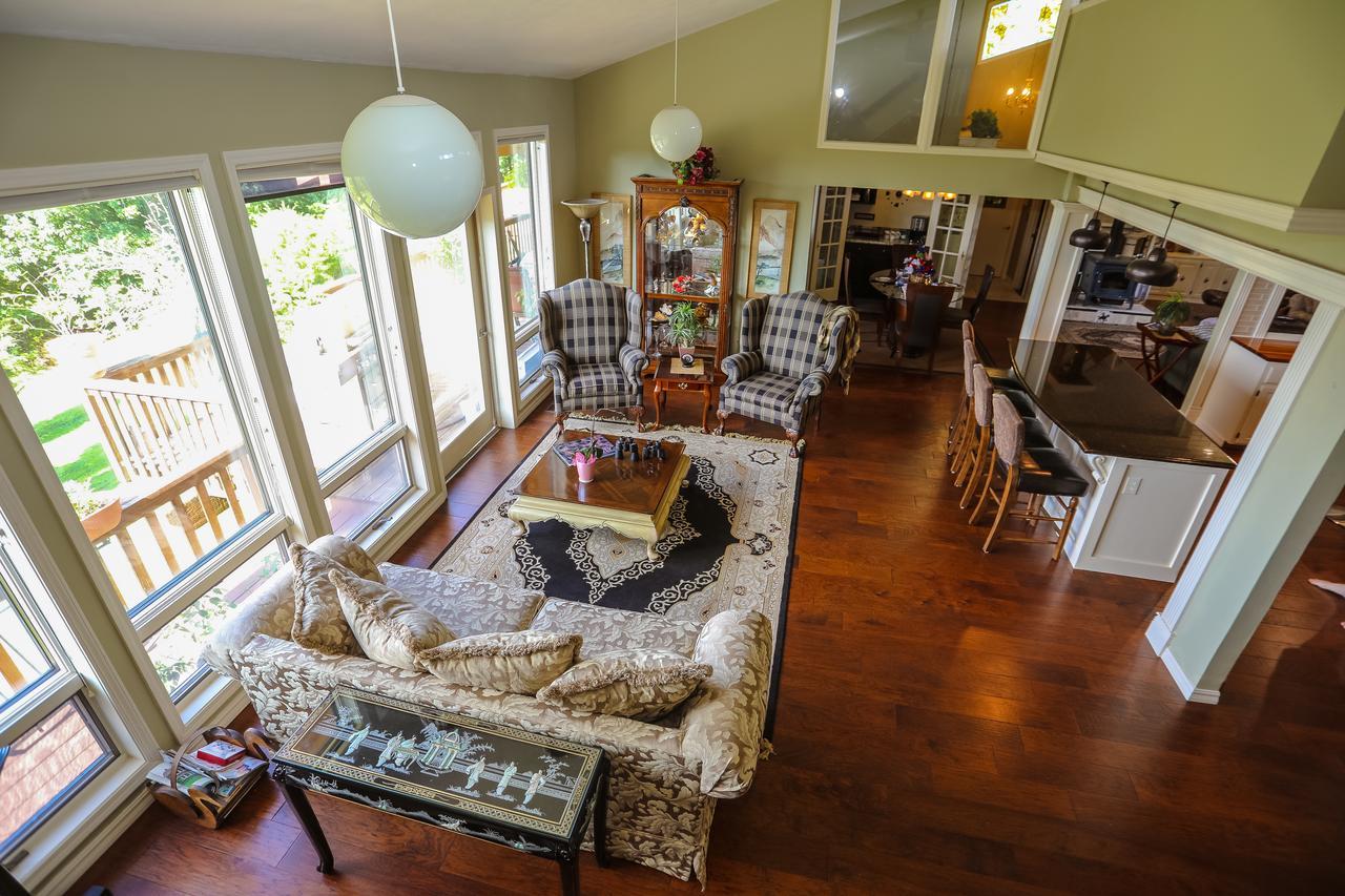 The Lodge At Beaver Lake Bed And Breakfast Rogers Buitenkant foto