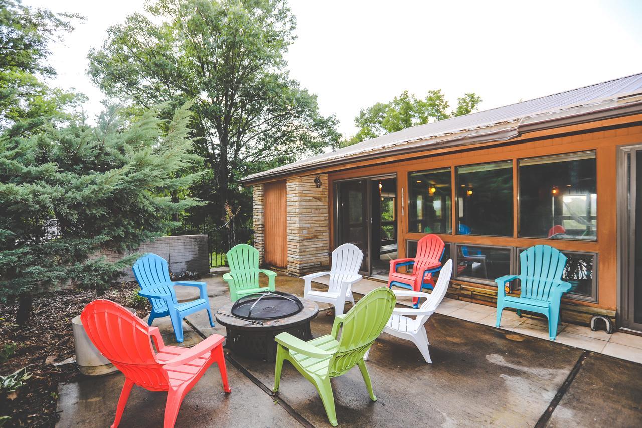 The Lodge At Beaver Lake Bed And Breakfast Rogers Buitenkant foto