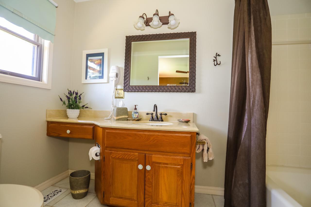 The Lodge At Beaver Lake Bed And Breakfast Rogers Buitenkant foto