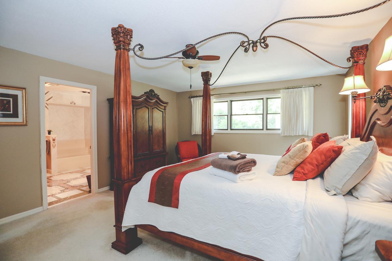 The Lodge At Beaver Lake Bed And Breakfast Rogers Buitenkant foto